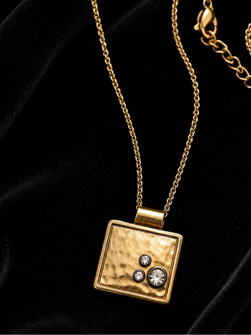 NWT Lia Sophia Golden Ticket Hammered Square Rhinestone Necklace Gold Tone